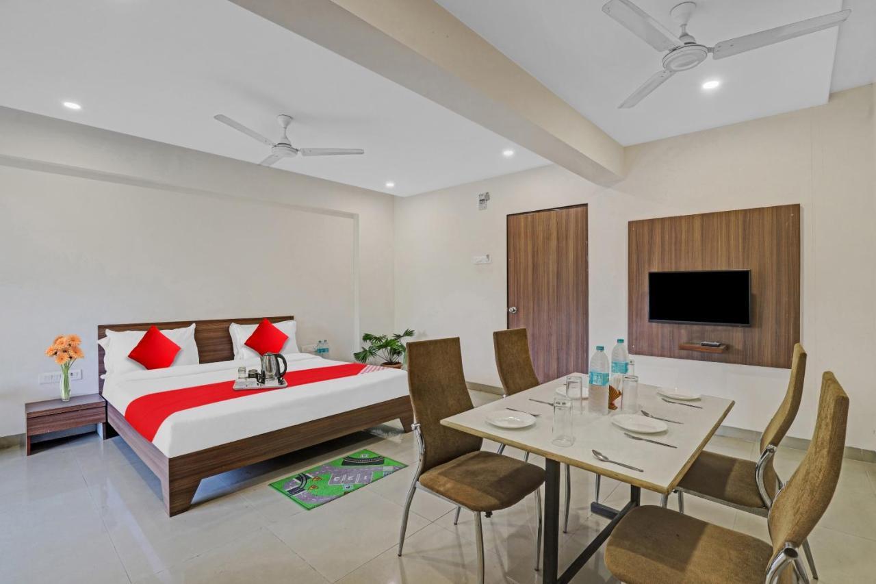 Oyo Flagship Hotel Residency Silvassa Εξωτερικό φωτογραφία
