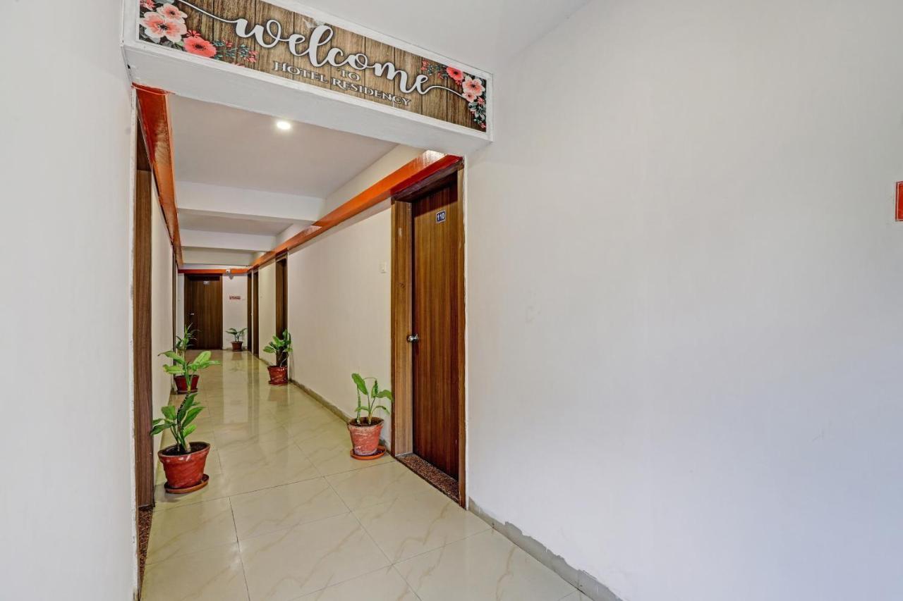 Oyo Flagship Hotel Residency Silvassa Εξωτερικό φωτογραφία