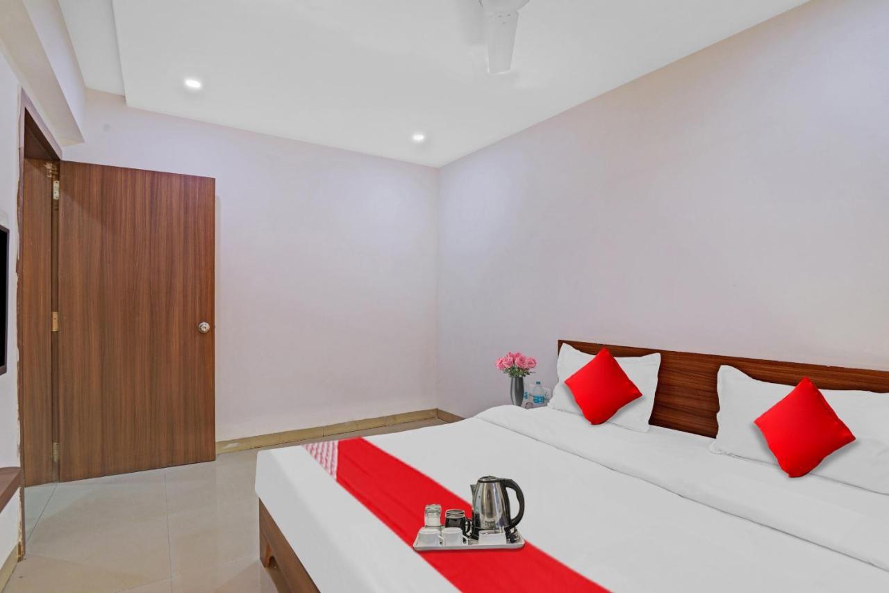 Oyo Flagship Hotel Residency Silvassa Εξωτερικό φωτογραφία